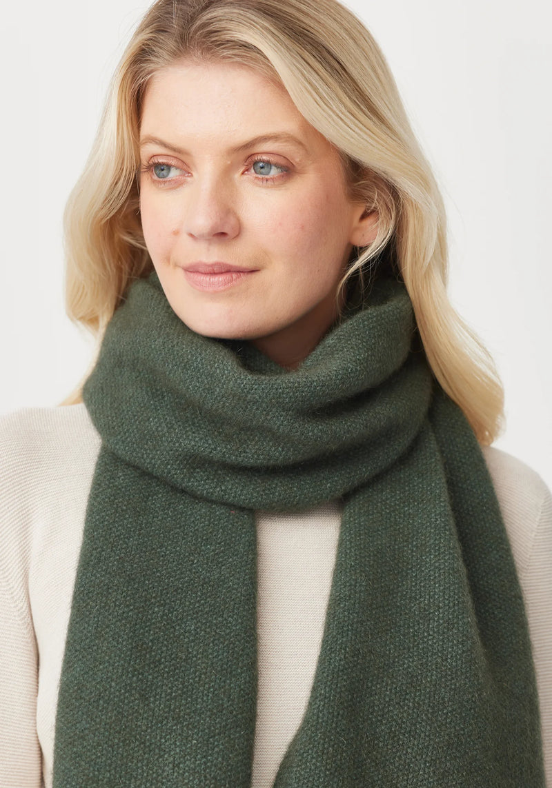 Moss Scarf in Wilderness | Untouched World