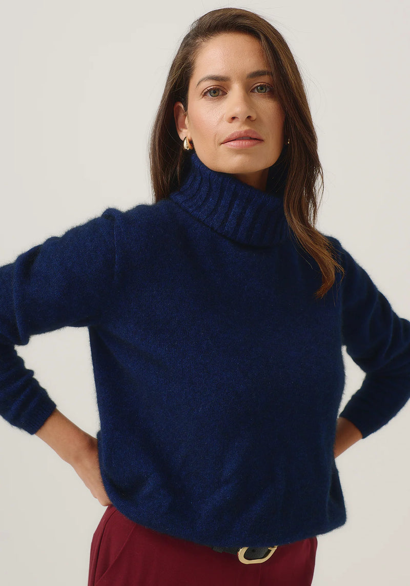 Essential Snood in Zephyr | Merinomink