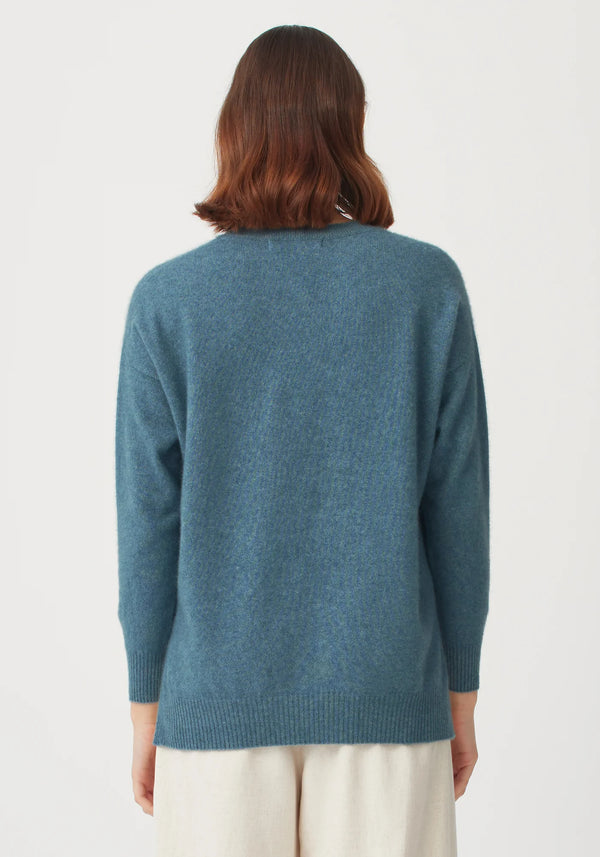 Relax Crew Sweater in Drift | Untouched World