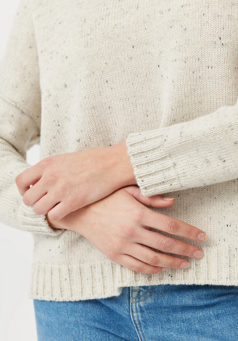 Jonti Crew Sweater in Beech Fleck | Untouched World