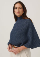 Ena Poncho in River | Merinomink