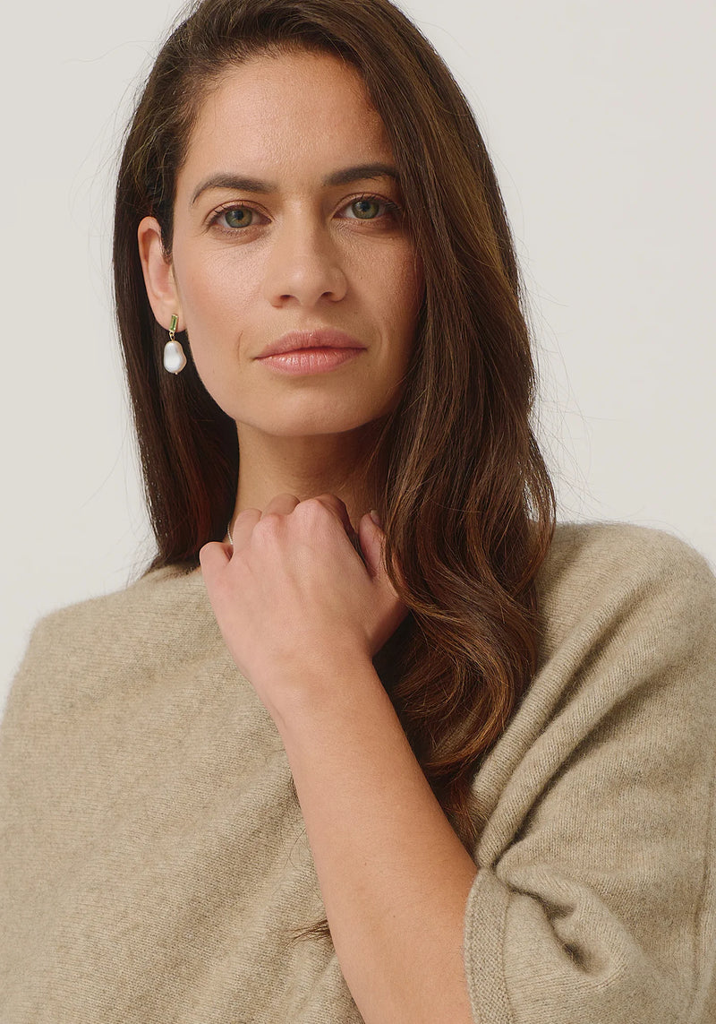 Celine Cape in Latte | Merinomink