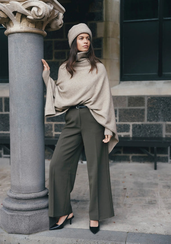 Celine Cape in Latte | Merinomink
