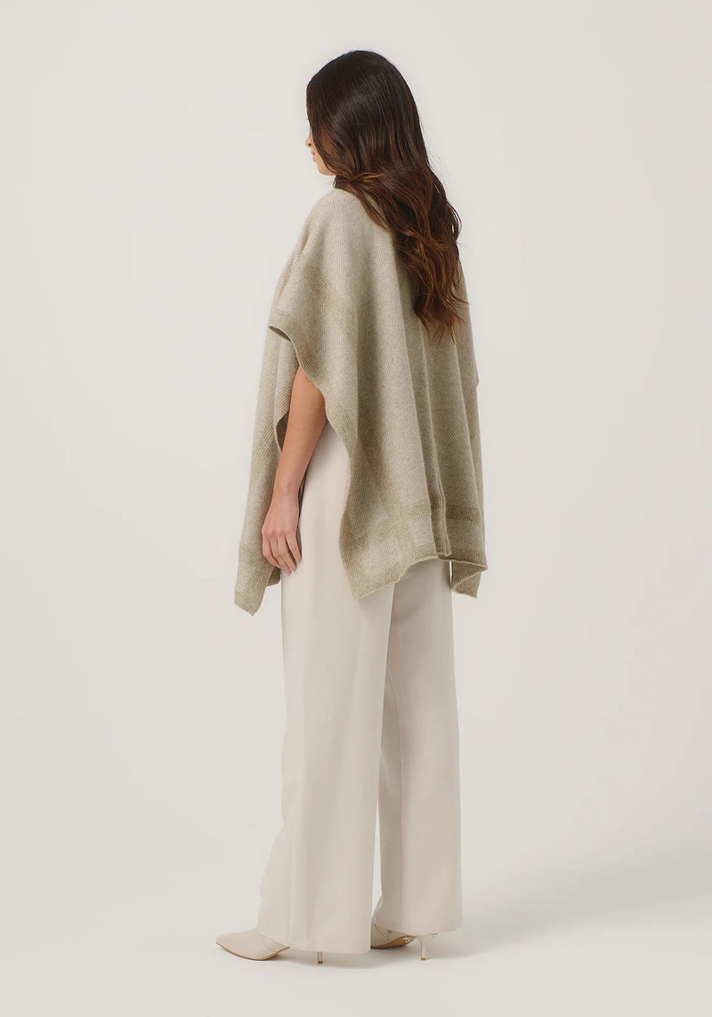 Mari Wrap in Latte/Ecru | Merinomink