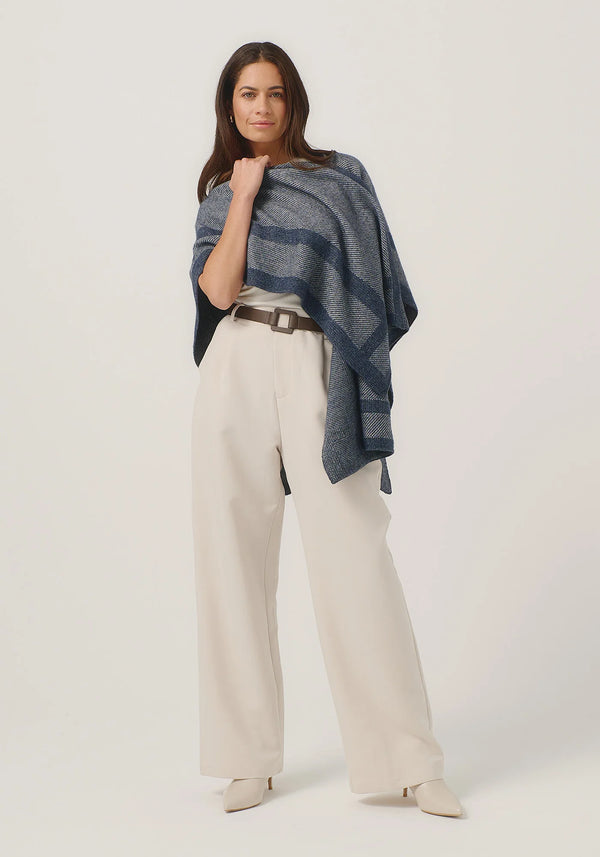 Mari Wrap in River/Ecru | Merinomink
