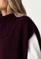 Joni Cape in Beetroot | Merinomink