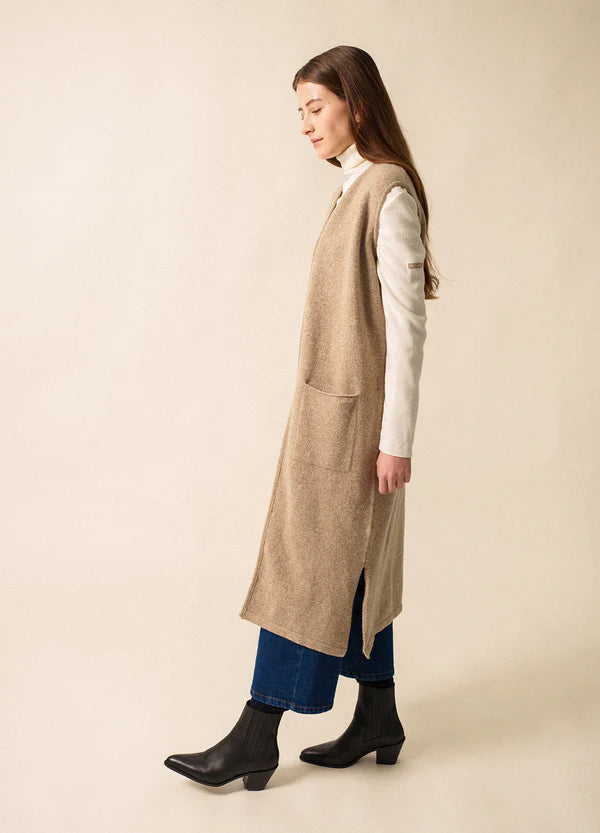 Geneve Long Beige Wool Waistcoat | Saint James