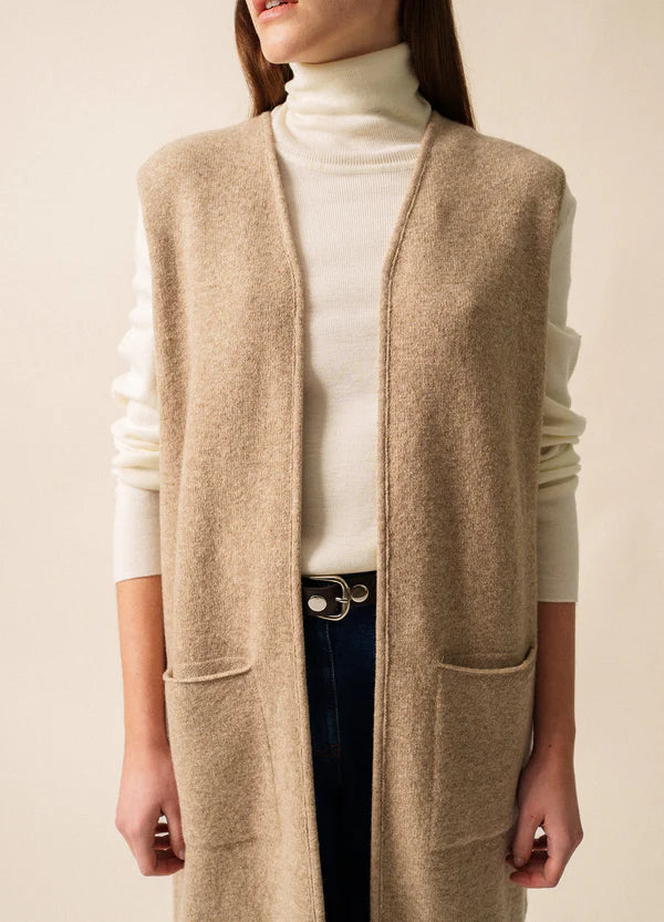 Geneve Long Beige Wool Waistcoat | Saint James