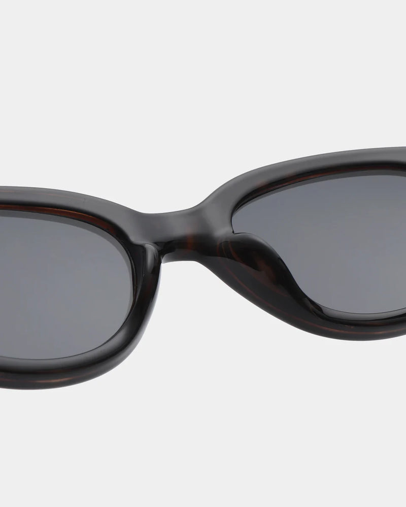 Winnie Black Sunglasses | A.Kjærbede