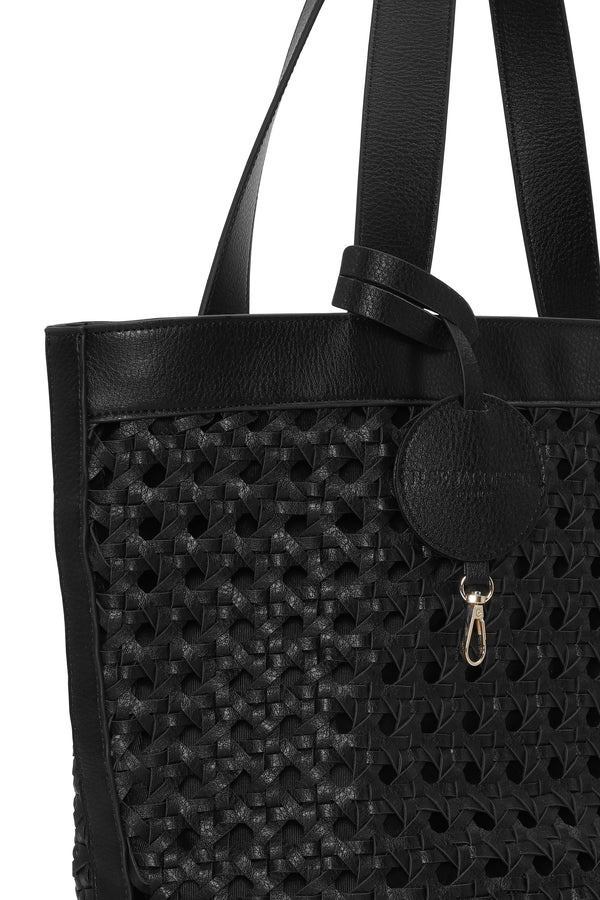 Braid 02 Black Handbag | Ilse Jacobsen Hornbæk