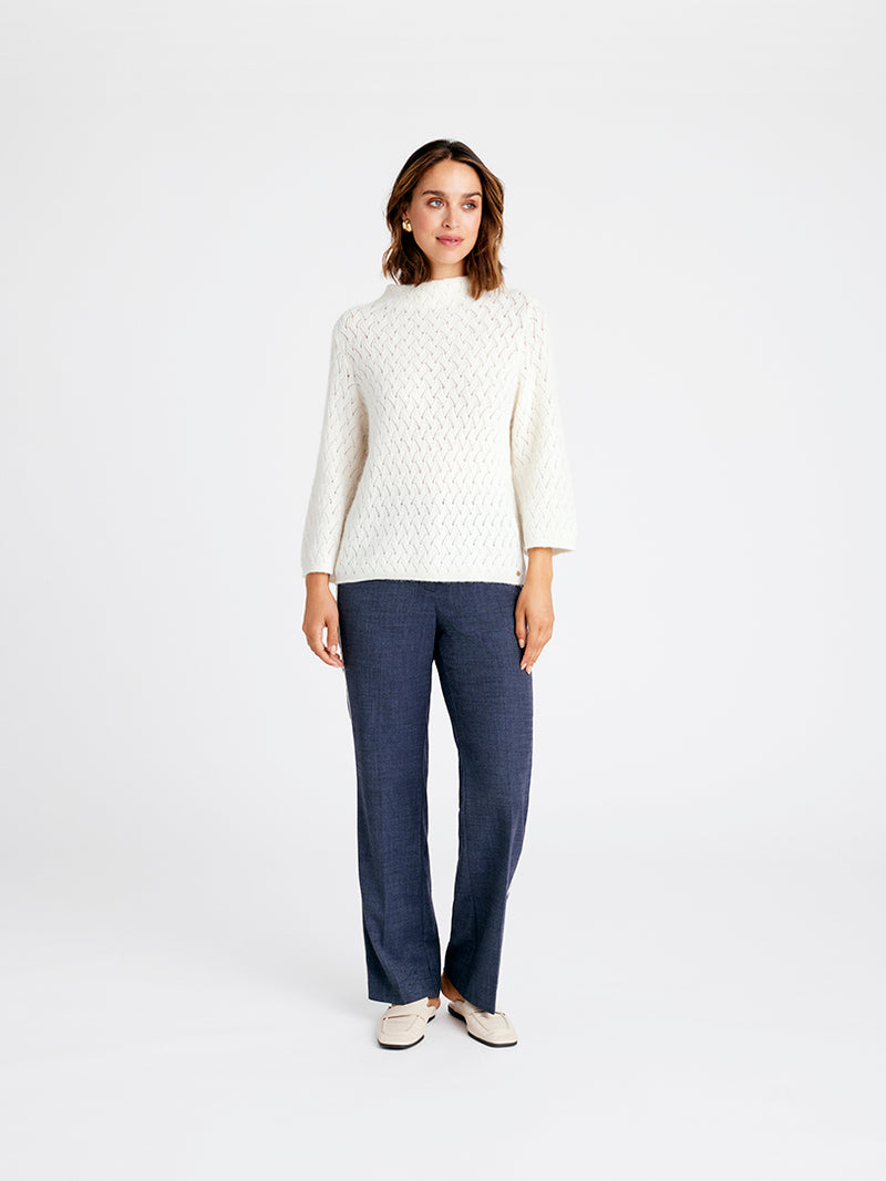 Helmi Off White Jumper | Gustav