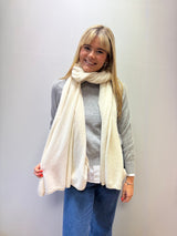 The Big Cream Cashmere Scarf | Sartoria Saracena