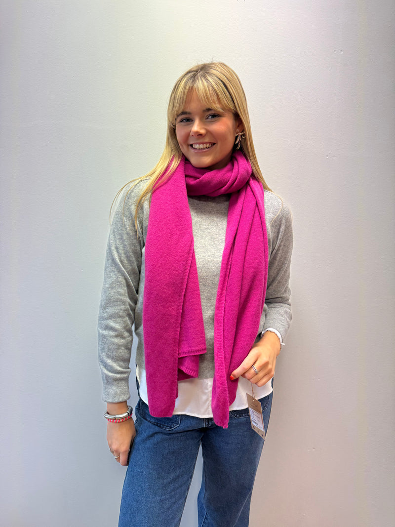 The Big Fuchsia Cashmere Scarf | Sartoria Saracena