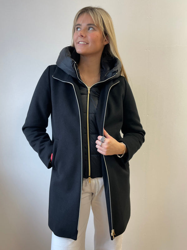 Bacio Black Coat | EMME