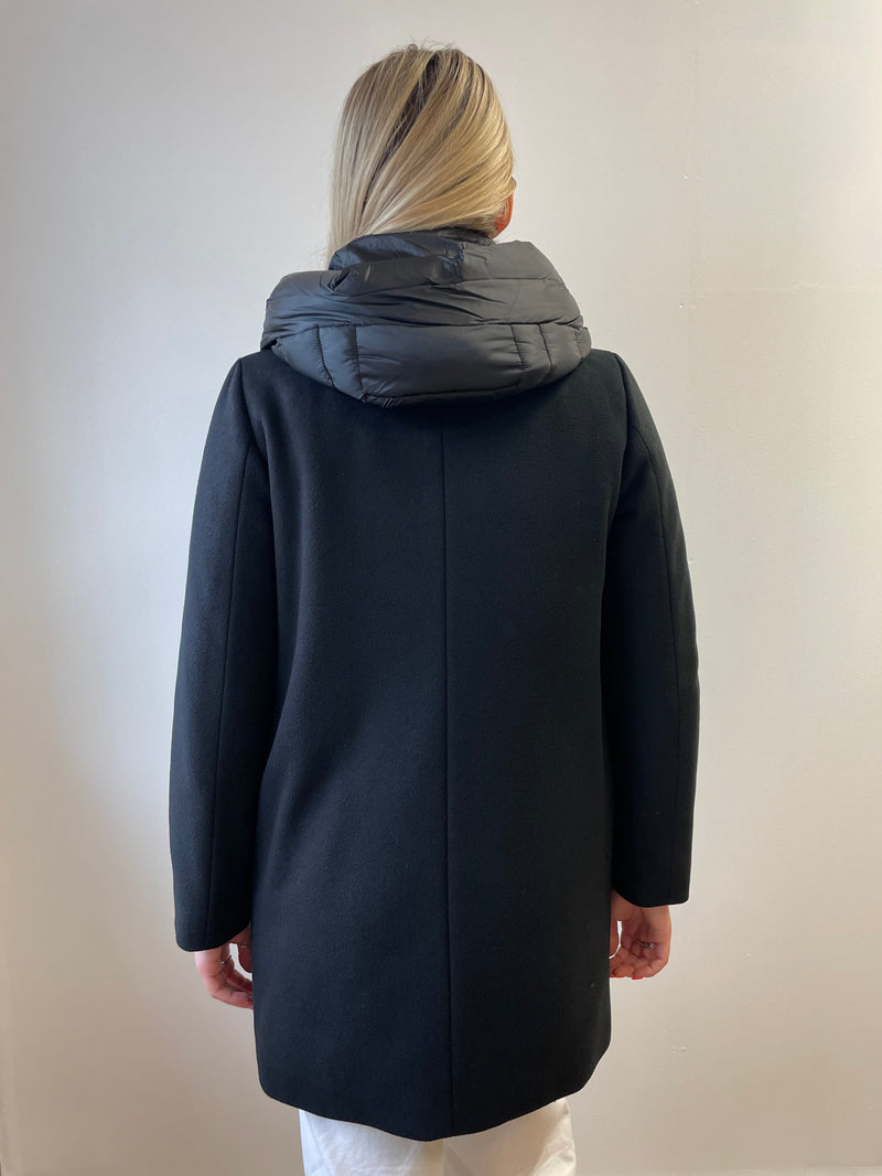 Bacio Black Coat | EMME