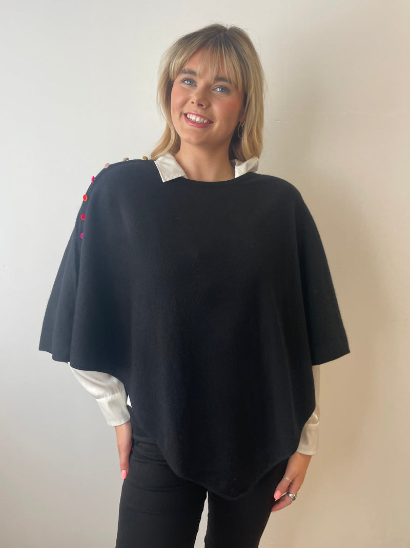 Noir Cashmere Poncho with Velvet Buttons | Esthēme Cachemire