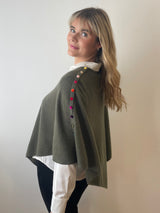 Vegetal Cashmere Poncho with Velvet Buttons | Esthēme Cachemire