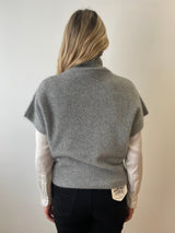 Grey Racoon Sleevless Polo Neck Jumper | Esthēme Cachemire