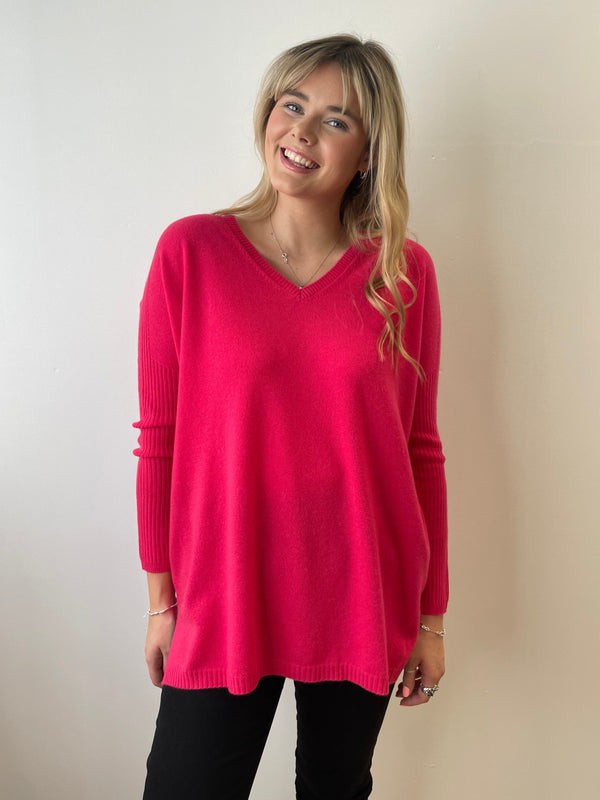 Barbie Pink Relaxed V-Neck Cashmere Jumper | Esthēme Cachemire