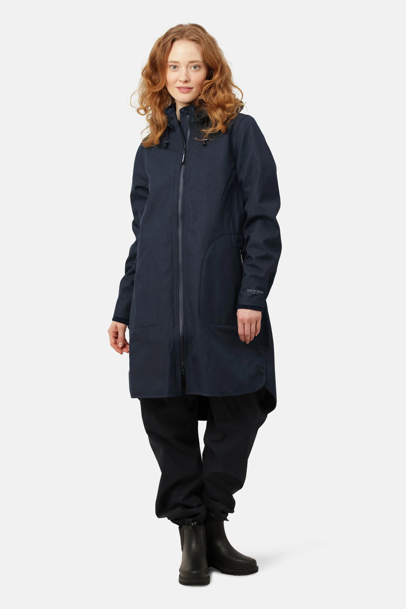 Rain128 Softshell Raincoat in Dark Indigo | Ilse Jacobsen Hornbæk