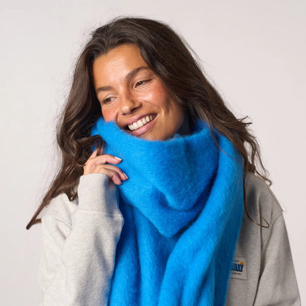 Big Blue Scarf | BillyBelt