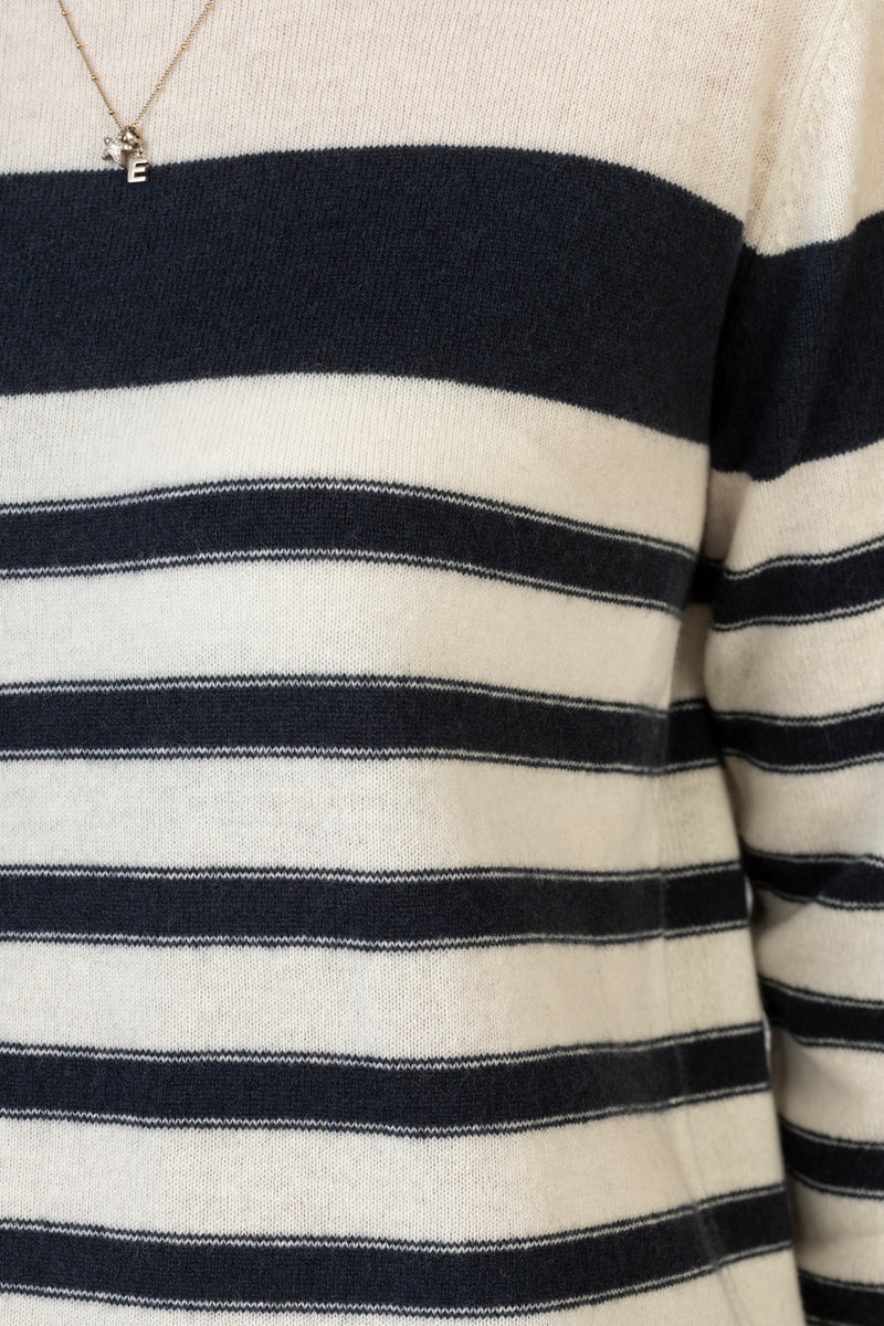 Navy and Cream Stripe Cashmere Jumper | Esthēme Cachemire at Sarah Thomson Melrose | Stripe details