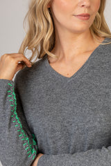 Cashmere V-Neck Jumper with Contrast Stitching in Grey and Green | Estheme Cashmere at Sarah Thomson Melrose | Details