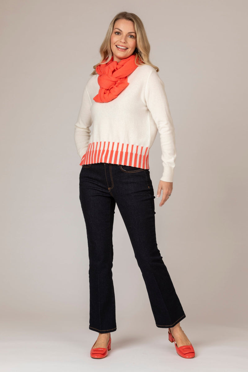 Cream Cashmere V-Neck Jumper with Coral Trim | Esthēme Cachemire