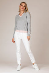 Grey Cashmere V-Neck Jumper with Pink Trim | Esthēme Cachemire