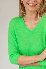 Relaxed Neon Green V-Neck Cashmere Jumper | Esthēme Cachemire