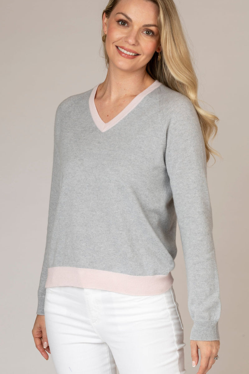 Grey Cashmere V-Neck Jumper with Pink Trim | Esthēme Cachemire