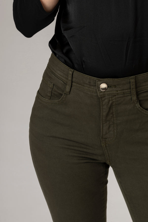 Mary Five Pocket Trousers in Dark Khaki | Brax