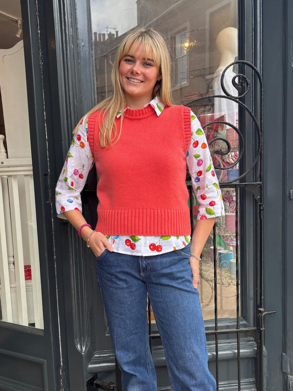 Geelong Lambswool Tank Top in Coral | Sarah Thomson