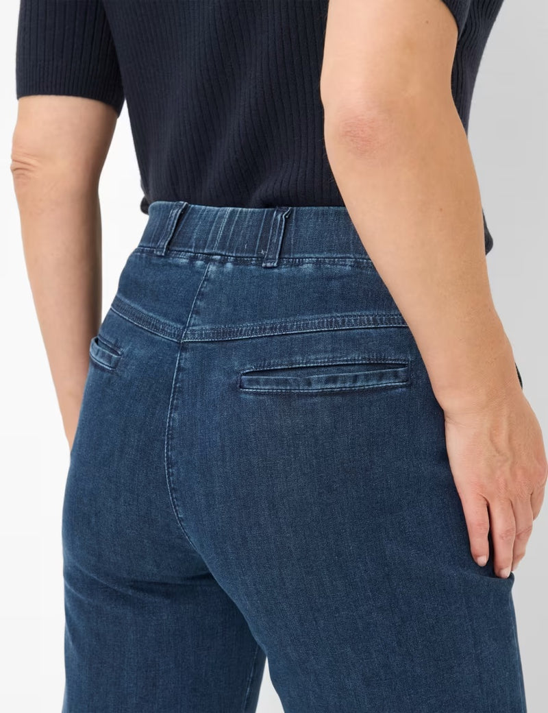 Pam Flared Pull-On Dark Blue Jeans | Brax