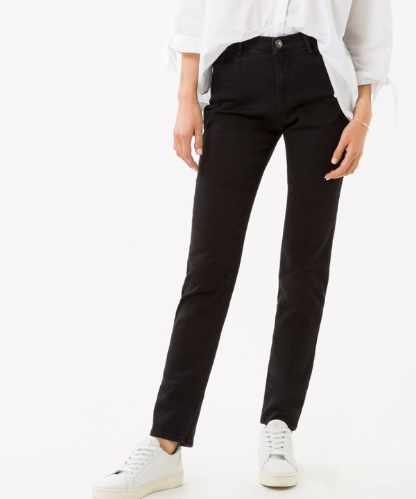 Basic Mary Sustainable Clean Black Five Pocket Jeans | Brax