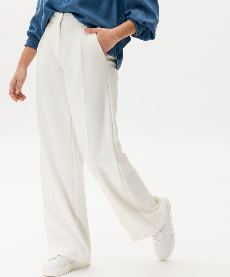 Maine Wide Leg Off-White Palazzo Pants | Brax | Sarah Thomson Melrose | On-trend trousers
