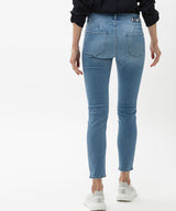 Sarah Thomson x Brax S/S22 - Ana S Skinny Jeans in Light Denim