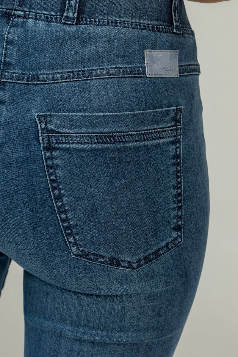 Lavina Frayed Denim Pull-On Jeans | Brax