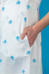  The Mamma Midi Linen Dress in White with Coral Embroidery | Sartoria Saracena