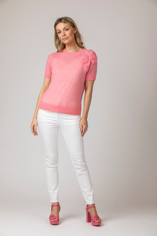 Pink Flower Embellished Short Sleeve Cashmere Jumper | Esthēme Cachemire | Sarah Thomson | Styling ideas for Spring