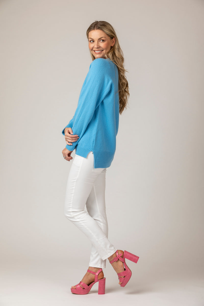 Scottish-Made V-Neck Wool Boyfriend Jumper in Blue | Sarah Thomson Knitwear | Best of Scottish Knitwear 