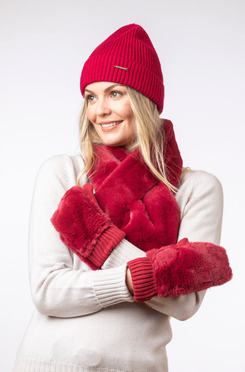 Faux Fur Scarf in Red | Rino & Pelle