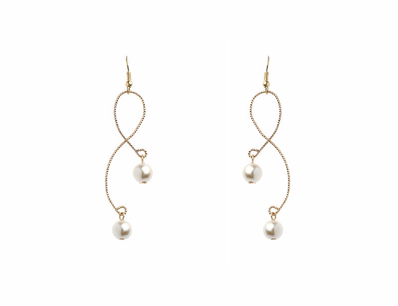 Pearl Drop Earrings with a Twist | Sarah Thomson